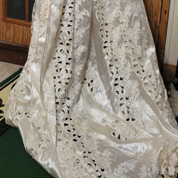 Ivory wedding  dress size 8 - Picture 5 of 7